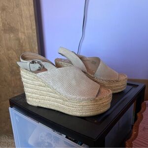 Marc Fisher LTD MLandela Wedge Platform Sandals 7M